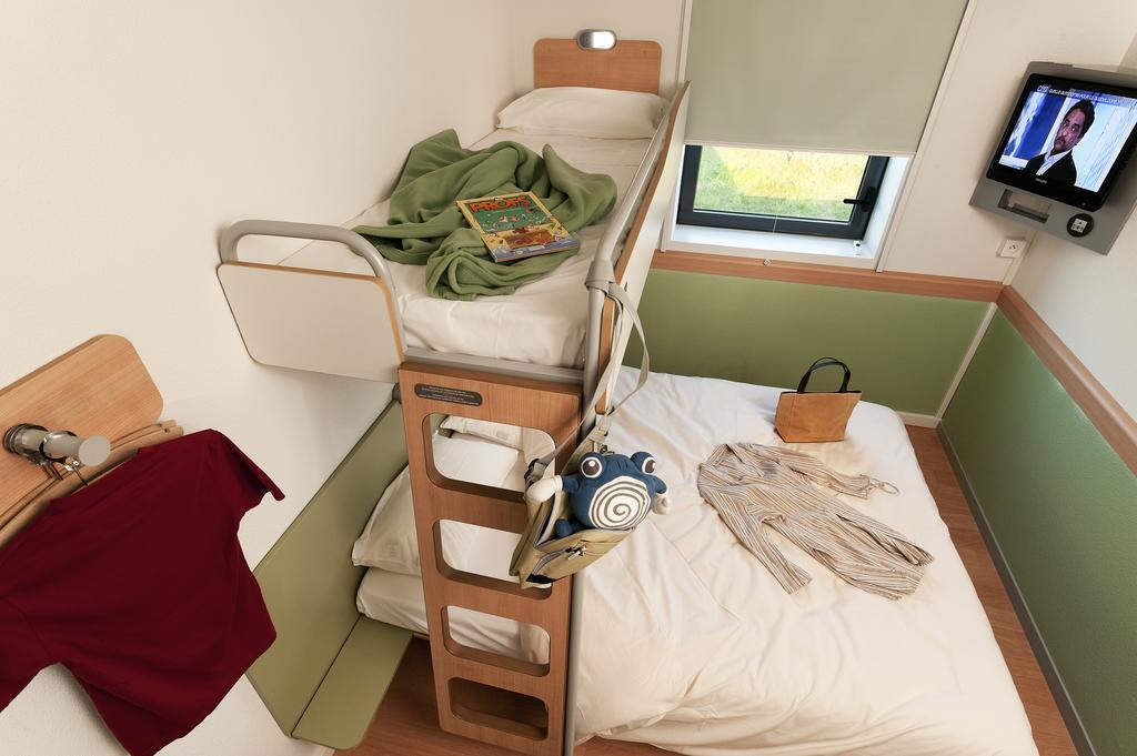 Ibis Budget Toulouse Aeroport Blagnac Exterior photo